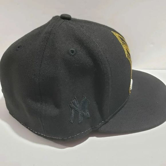 59Fifty/New Era 7 3/8  Mens Black New York Yankees Hat - Picture 4 of 6